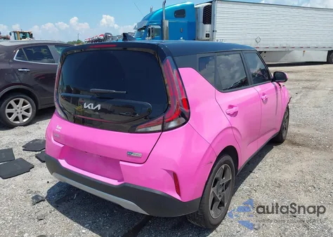 2024 Kia Soul Ex z USA, uszkodzony, nr VIN KNDJ33AU9R7238366